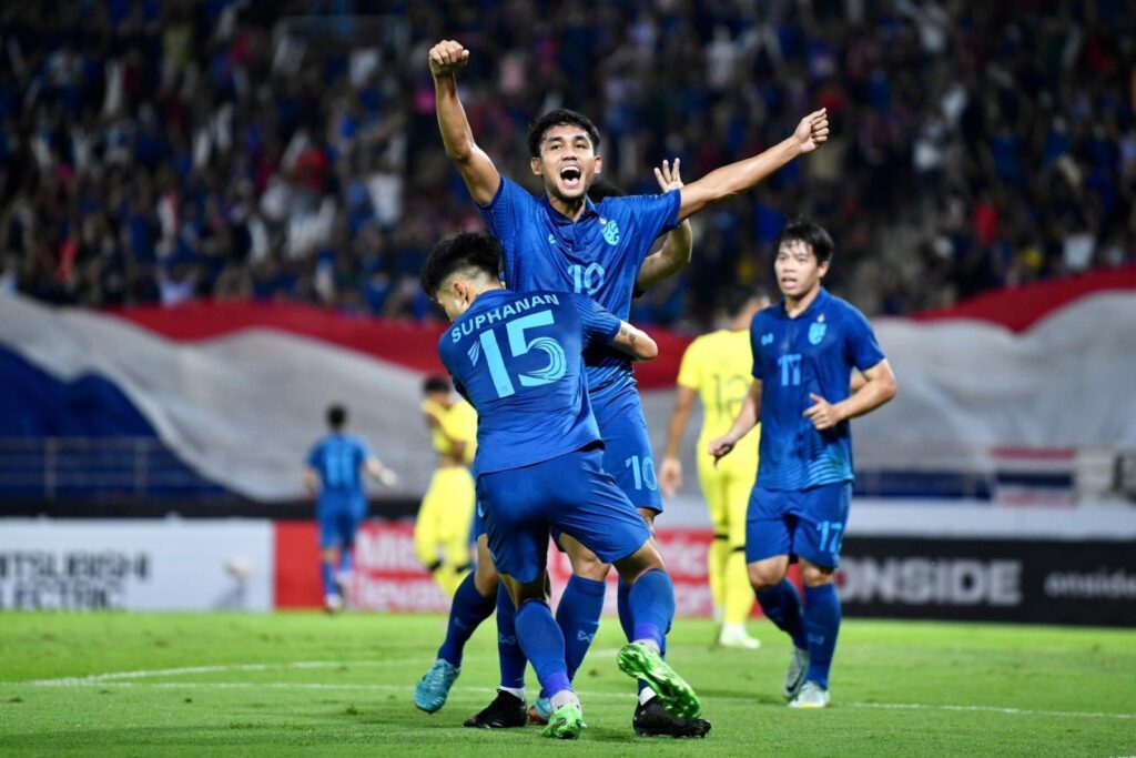 ทีมชาติไทย ถล่ม มาเลเซีย 3-0 พลิกทะลุชิงฯ ลุ้นแชมป์อาเซียน สมัยที่ 7